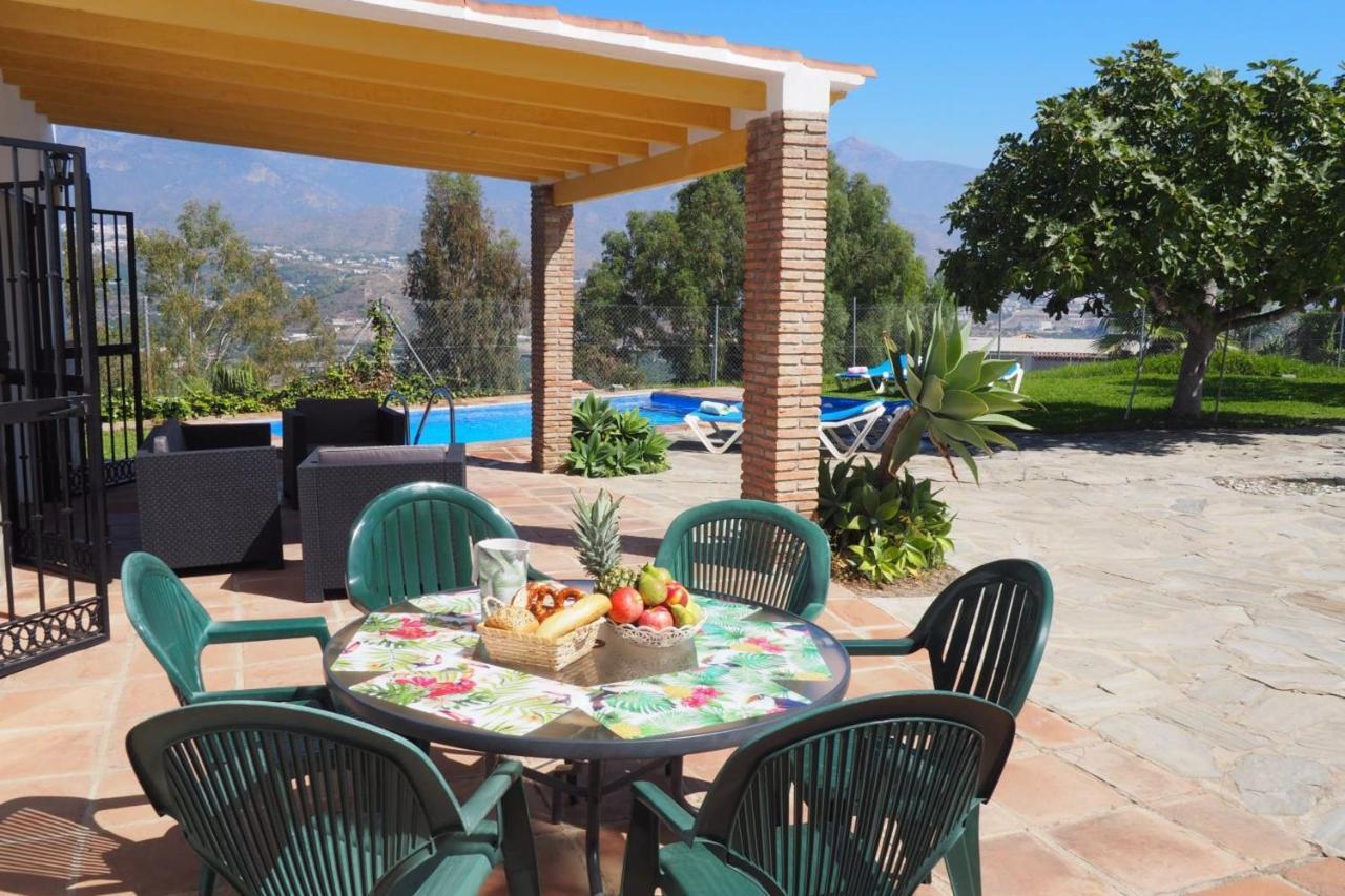 Nerja Paradise Rentals - Villa Los Girasoles Esterno foto